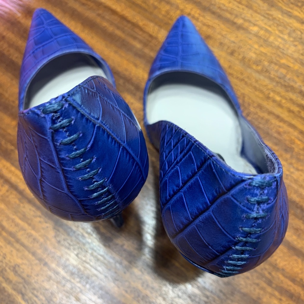 NWOT Alice and Olivia heels - Picture 4 of 8